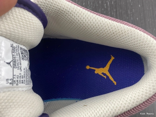 Kick Theory Jordan Low DR8057-500 (W) Air Unity 1 0706